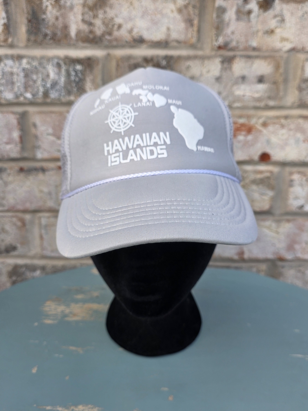 Hawaiian Headwear Hawaiian Islands Gray Rope Trucker Snapback Hat